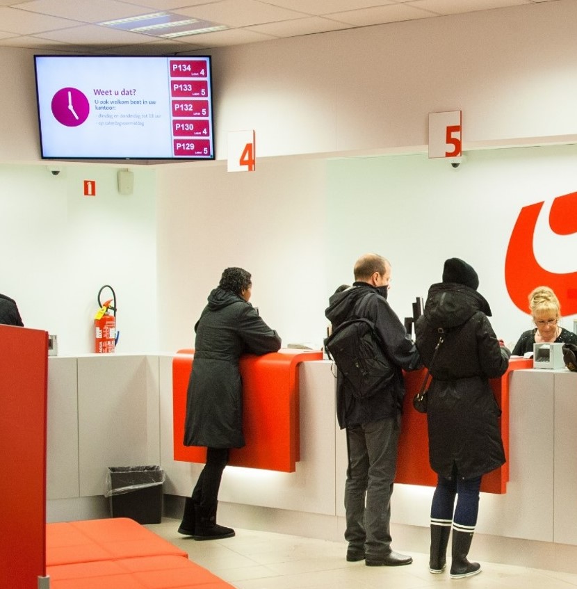 Digital advertising displays in Belgium's post offices